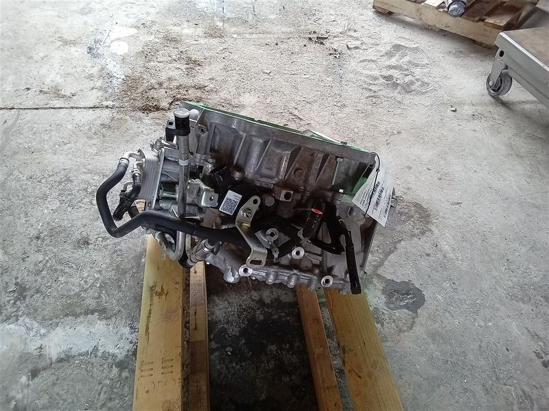 2016 NISSAN ROGUE AT, (CVT), VIN 5 (1st digit, USA built), 4x2 (FWD) Used Transmission