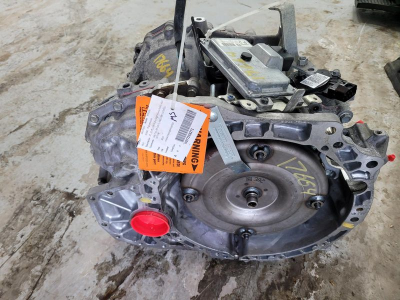 2016 NISSAN ROGUE AT, (CVT), VIN 5 (1st digit, USA built), 4x4 (AWD) Used Transmission