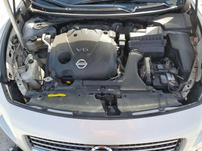 2011 NISSAN MAXIMA (3.5L, VIN A, 4th digit, VQ35DE), (AT, CVT) Used Engine