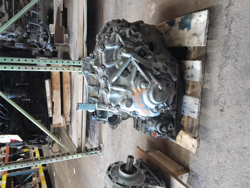 2014 NISSAN ROGUE AT, (CVT), VIN 5 (1st digit, USA built), 4x4 (AWD) Used Transmission