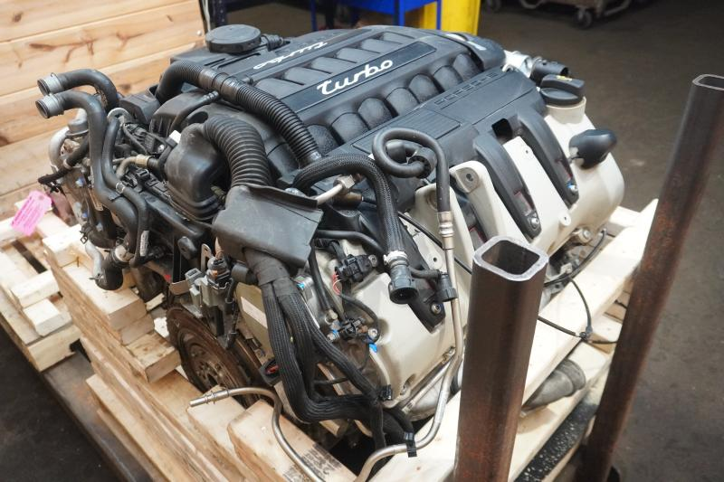 2014 PORSCHE PANAMERA 4.8L, VIN C (5th digit) Used Engine