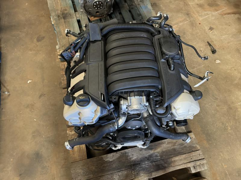 2013 PORSCHE PANAMERA 4.8L, VIN B (5th digit), RWD Used Engine