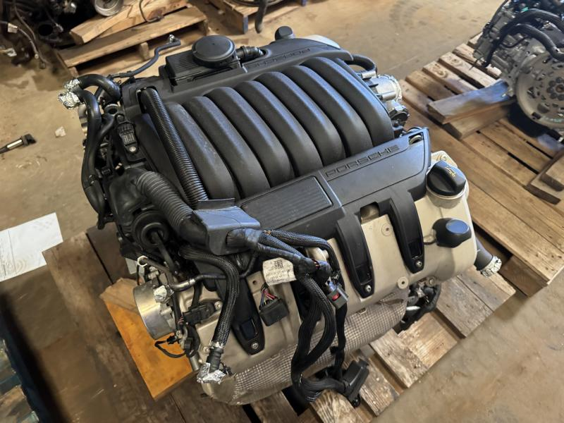2011 PORSCHE PANAMERA 4.8L, VIN B (5th digit), RWD Used Engine