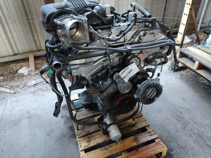 2020 NISSAN NV1500 (4.0L, VIN B, 4th digit, VQ40DE) Used Engine