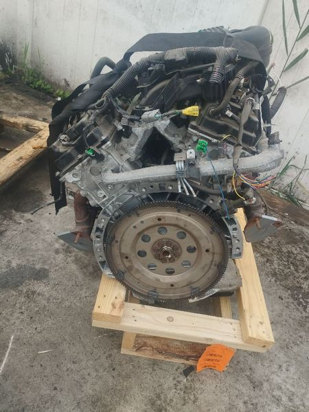 2020 NISSAN NV2500 4.0L (VIN B, 4th digit, VQ40DE) Used Engine