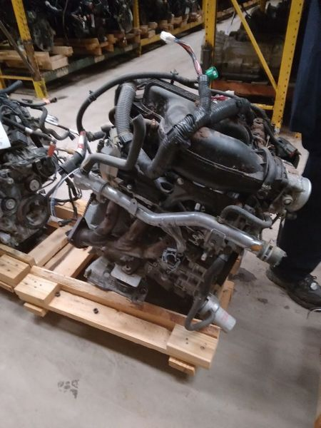 2019 NISSAN NV2500 4.0L (VIN B, 4th digit, VQ40DE) Used Engine