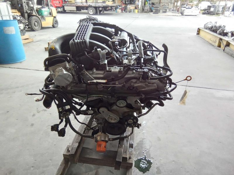 2018 NISSAN NV2500 4.0L (VIN B, 4th digit, VQ40DE) Used Engine