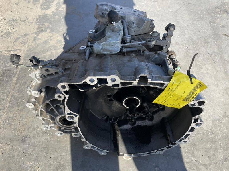 2018 Jeep COMPASS MT, (enrgine ID ED6), FWD (6 speed) Used Transmission