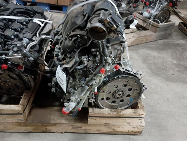 2019 NISSAN PATHFINDER (3.5L, VIN D, 4th digit, VQ35DD) Used Engine