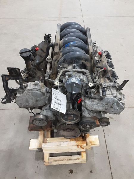 2004 NISSAN TITAN (5.6L, VIN A, 4th digit, VK56DE) Used Engine