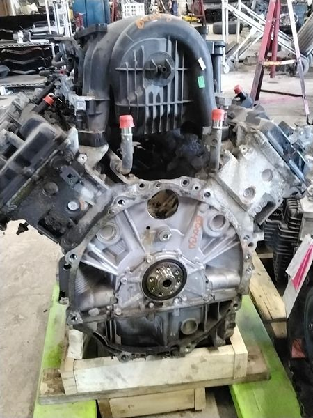 2005 NISSAN TITAN (5.6L), VIN A (4th digit, unleaded fuel) Used Engine