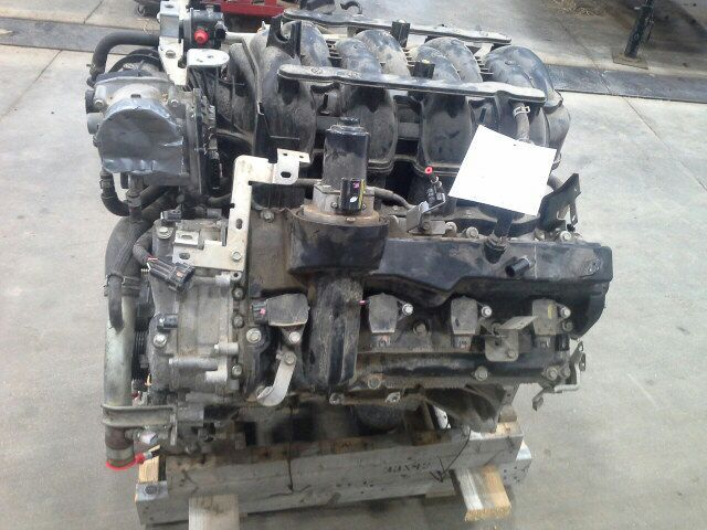 2021 NISSAN TITAN (5.6L, VIN A, 4th digit, 8 cylinder, gasoline) Used Engine