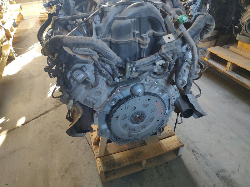 2018 NISSAN TITAN (5.6L, VIN A, 4th digit, 8 cylinder, gasoline) Used Engine