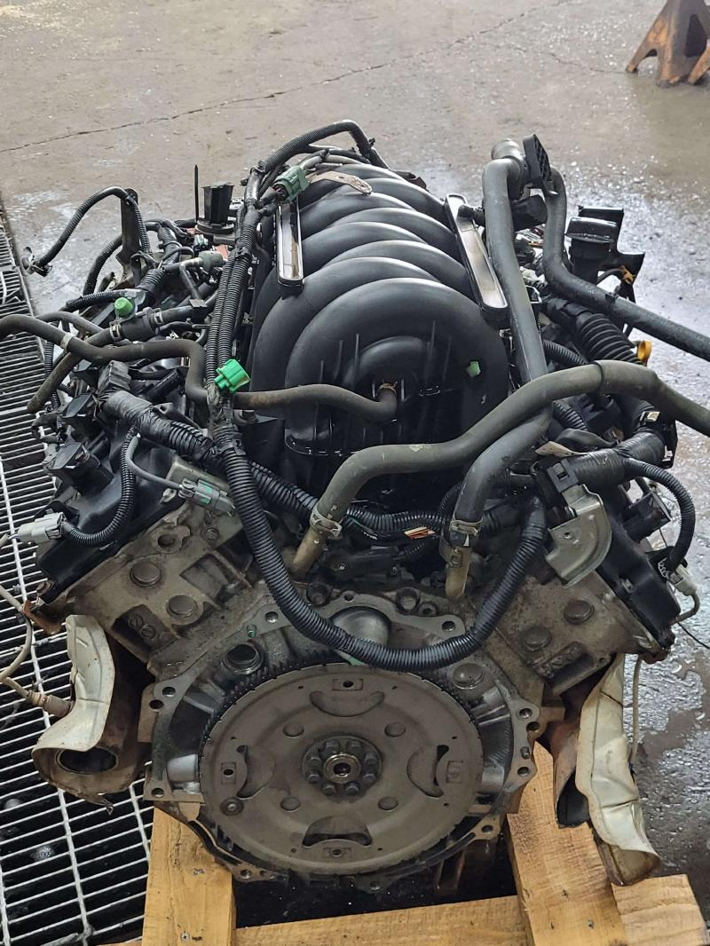 2015 NISSAN TITAN (5.6L), VIN A (4th digit, unleaded fuel) Used Engine