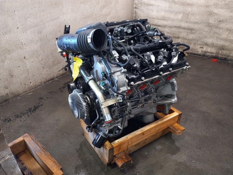 2015 NISSAN TITAN (3.5L, VIN A, 4th digit, VQ35DE), (AT, CVT) Used Engine