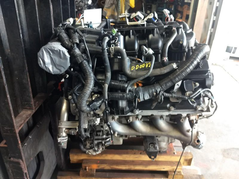 2016 NISSAN TITAN XD 5.6L, (VIN A, 4th digit, 8 cylinder, gasoline) Used Engine