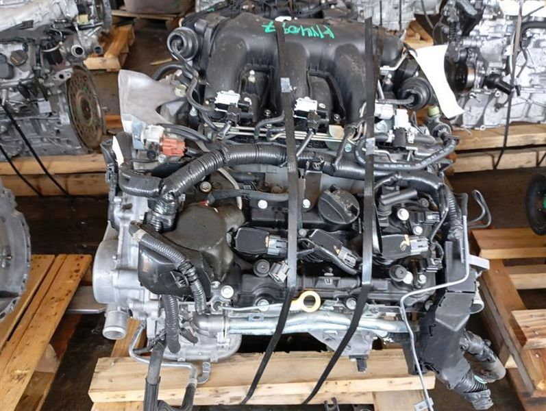 2018 NISSAN PATHFINDER (3.5L, VIN D, 4th digit, VQ35DD) Used Engine