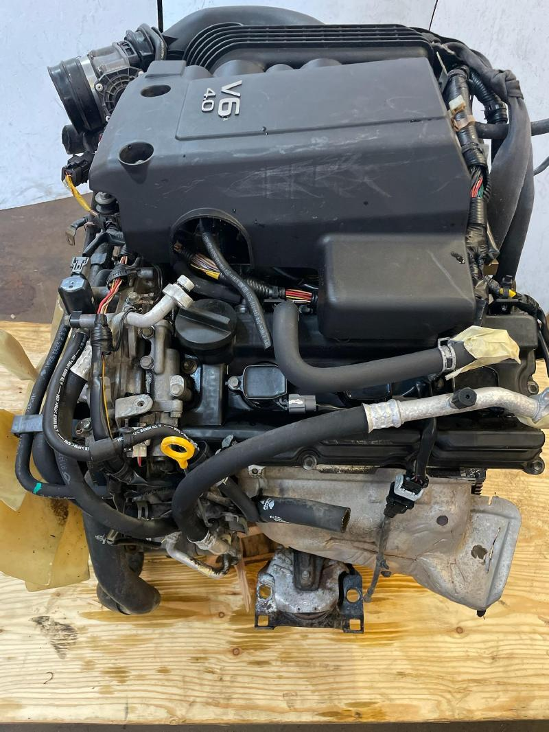 2007 NISSAN PATHFINDER (4.0L, VIN A, 4th digit, VQ40DE) Used Engine