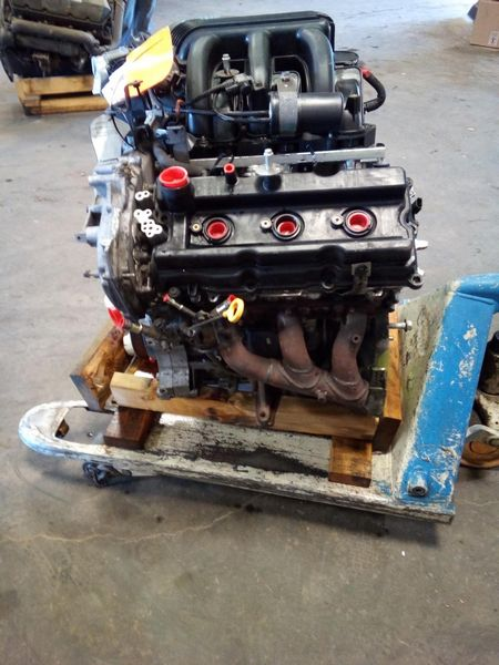 2006 NISSAN PATHFINDER (4.0L, VIN A, 4th digit, VQ40DE) Used Engine