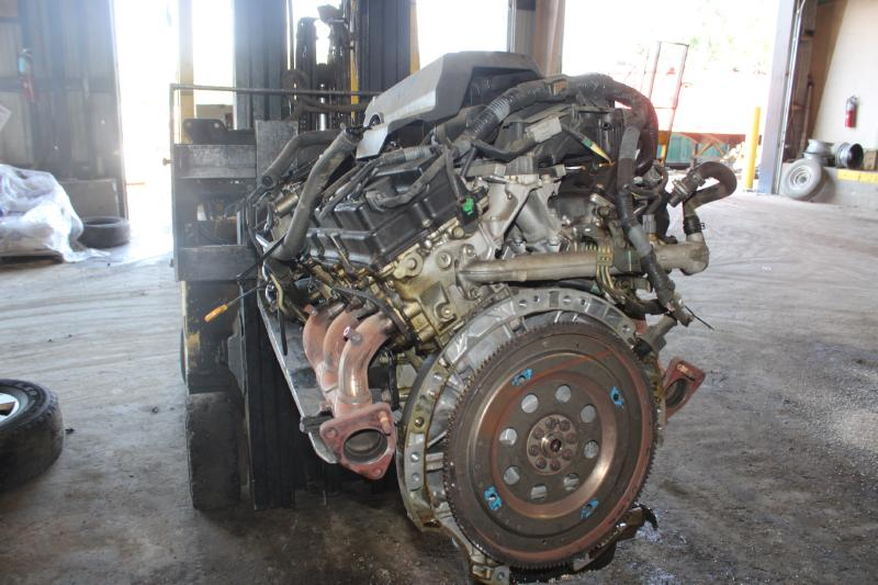 2005 NISSAN PATHFINDER (4.0L, VIN A, 4th digit, VQ40DE) Used Engine