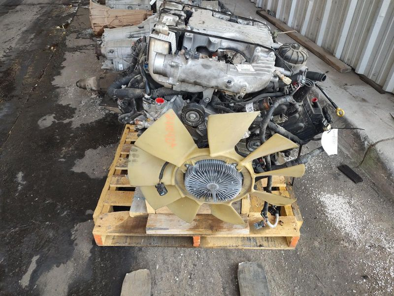2017 NISSAN TITAN XD 5.0L, (VIN B, 4th digit, 8 cylinder, diesel) Used Engine