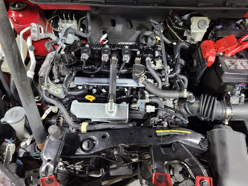 2021 NISSAN VERSA (1.6L, VIN C, 4th digit, HR16DE), CVT Used Engine