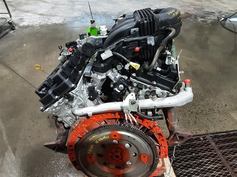 2015 NISSAN XTERRA (4.0L, VIN A, 4th digit, VQ40DE) Used Engine