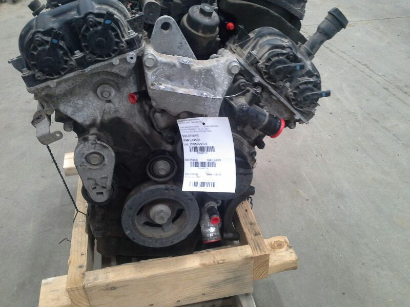 2021 Jeep CHEROKEE 3.2L (VIN X, 8th digit), two piece oil pan Used Engine