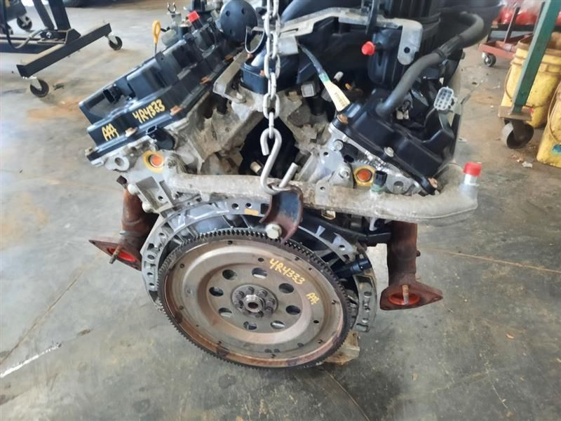 2005 NISSAN XTERRA (4.0L, VIN A, 4th digit, VQ40DE) Used Engine