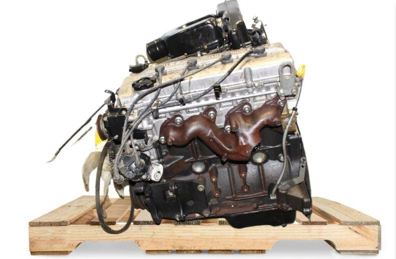 2004 NISSAN XTERRA 2.4L (VIN D, 4th digit, KA24DE) Used Engine