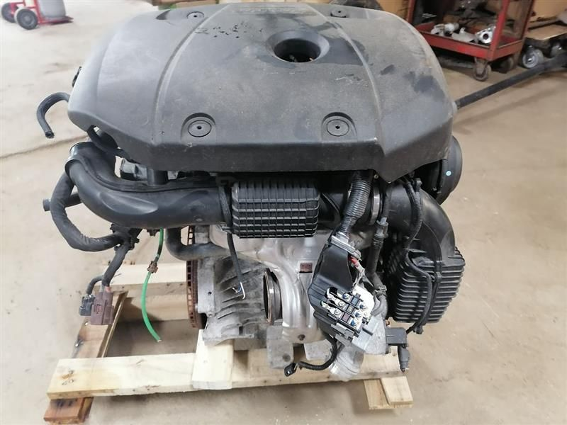 2017 VOLVO S60 (2.0L), VIN 40 (4th and 5th digit, B4204T11, turbo) Used Engine