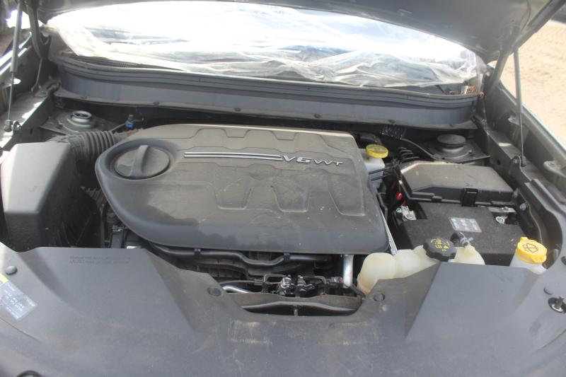 2019 Jeep CHEROKEE 3.2L (VIN X, 8th digit), two piece oil pan Used Engine