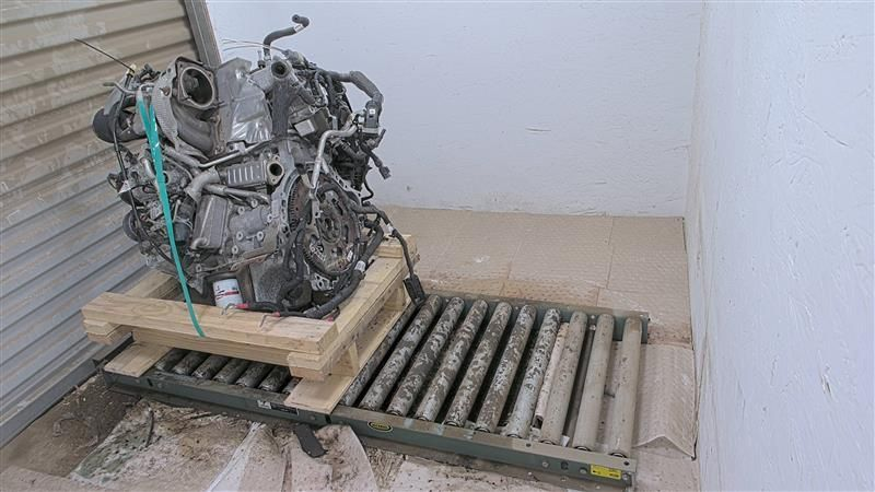 2019 Jeep CHEROKEE 2.0L (VIN N, 8th digit), one piece oil pan Used Engine