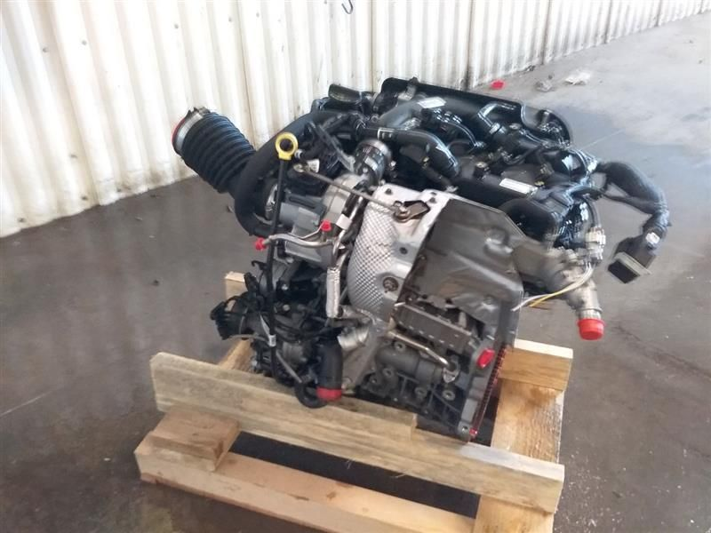 2019 Jeep CHEROKEE 2.0L (VIN N, 8th digit), two piece oil pan Used Engine