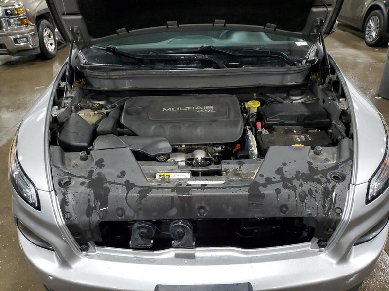 2016 Jeep CHEROKEE 2.4L (VIN B, 8th digit), engine ID ED6 (Federal), thru 06/20/16 Used Engine