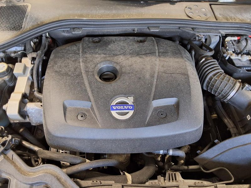 2015 VOLVO S60 2.0L, VIN 49 (4th and 5th digit, B4204T9, supercharged and turbo) Used Engine