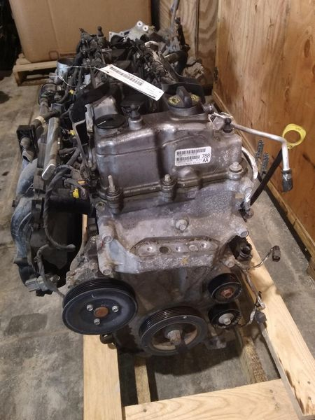 2015 Jeep CHEROKEE 2.4L (VIN B, 8th digit), engine ID ED8 (PZEV) Used Engine