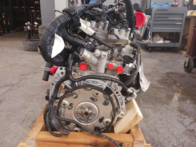 2016 NISSAN VERSA (1.6L, VIN C, 4th digit, HR16DE), Sedan Used Engine
