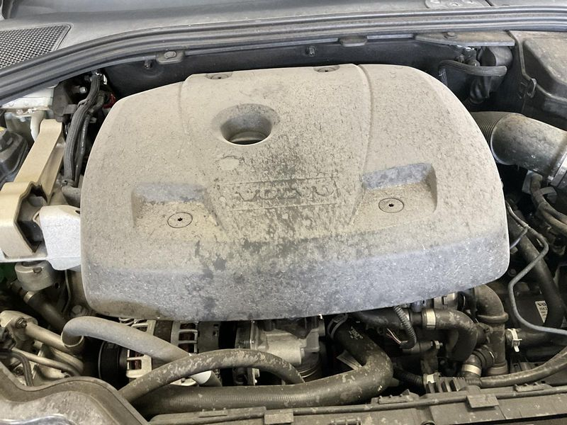 2018 VOLVO V60 (2.0L), VIN 40 (4th and 5th digits, B4204T11, turbo) Used Engine
