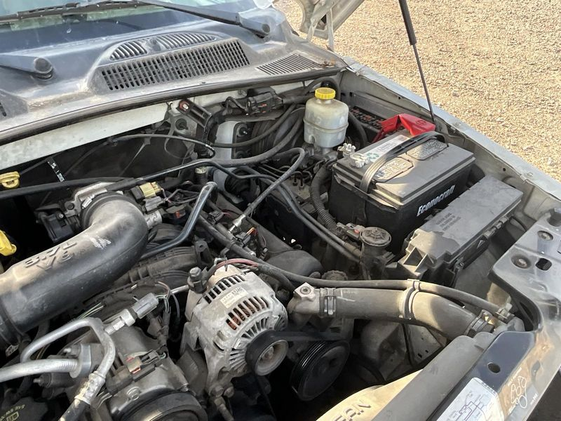 2006 Jeep LIBERTY 2.8L (diesel, VIN 5, 8th digit) Used Engine