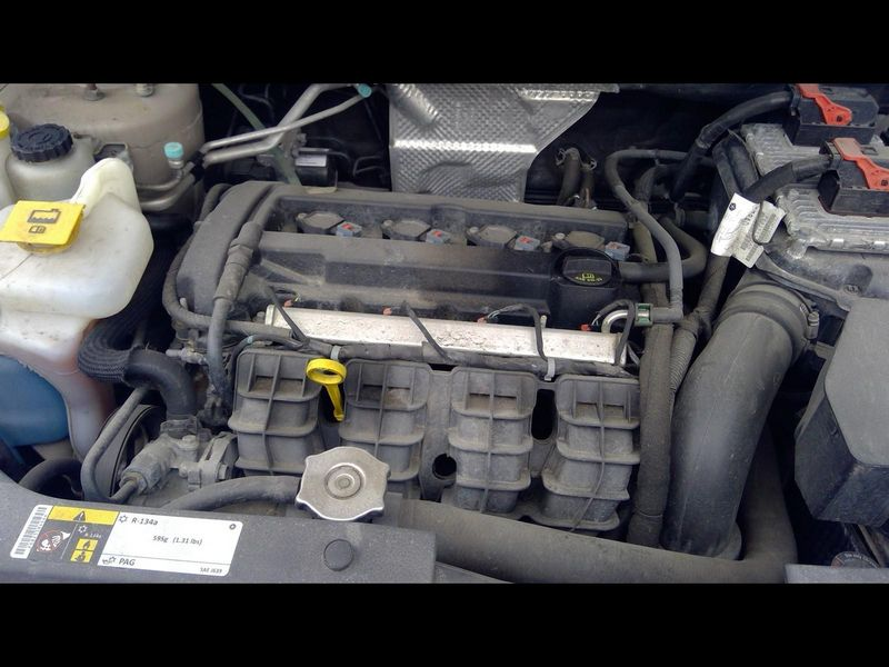 2017 Jeep COMPASS classic style (vertical rear door handle), 2.0L (VIN A, 8th digit) Used Engine