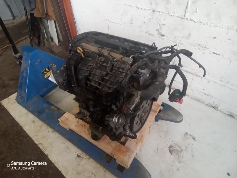 2011 Jeep COMPASS 2.4L (VIN B, 8th digit), oil cooler (opt NHA) Used Engine
