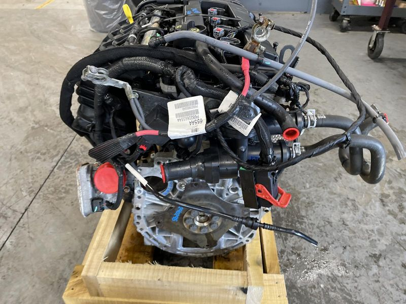 2016 Jeep PATRIOT 2.4L (VIN B, 8th digit), oil cooler Used Engine