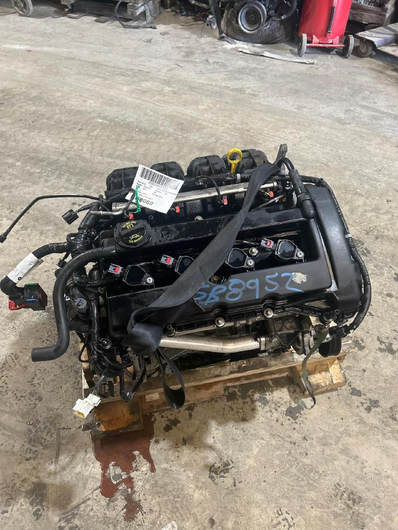 2016 Jeep PATRIOT 2.4L (VIN B, 8th digit), oil cooler Used Engine