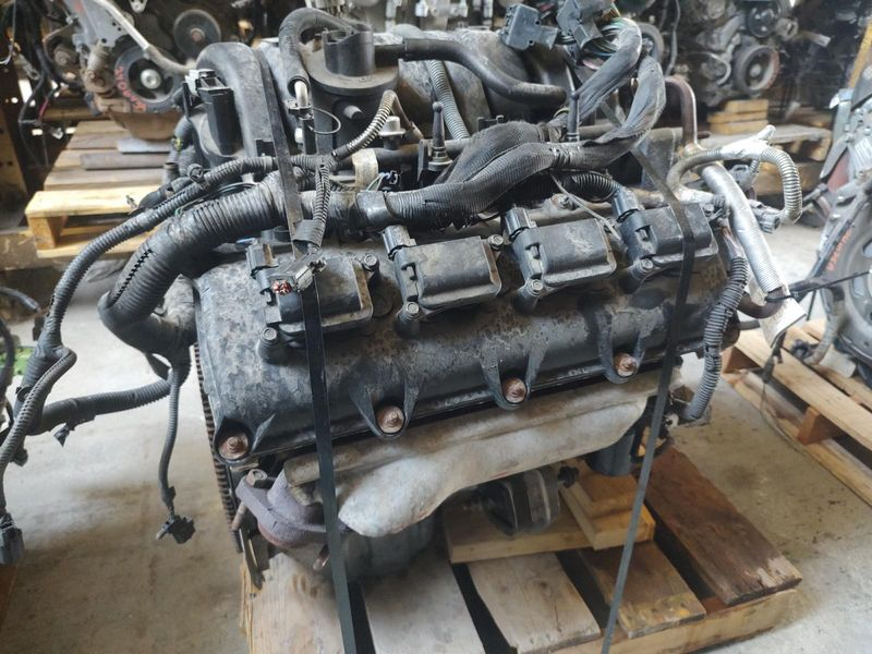 2006 Jeep COMMANDER 5.7L (VIN 2, 8th digit), 4x2 Used Engine