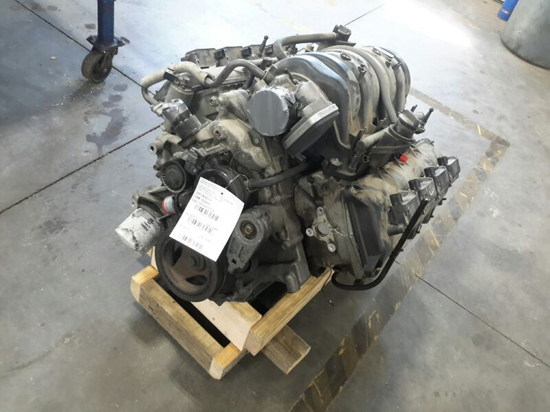 2006 Jeep COMMANDER 5.7L (VIN 2, 8th digit), 4x4 Used Engine