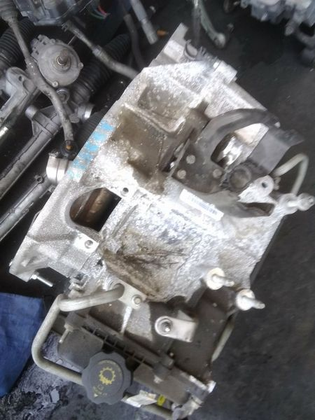 2011 Ford Edge AT, (6 Speed), 3.5L, FWD Used Transmission