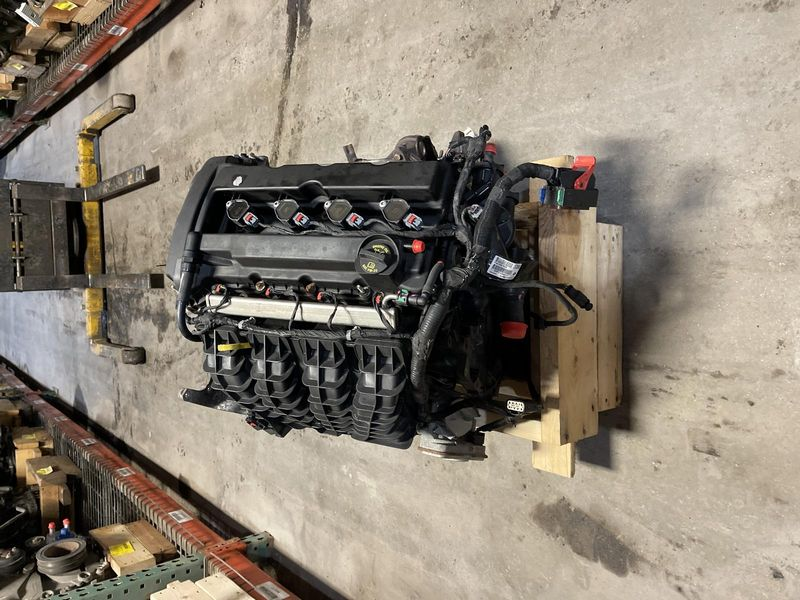 2009 Jeep PATRIOT 2.4L VIN B (8th digit), engine opt ED3, flow control valve (mounted to intake manifold) Used Engine