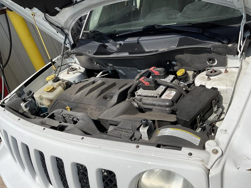 2012 Jeep PATRIOT 2.4L (VIN B, 8th digit), w/o oil cooler Used Engine