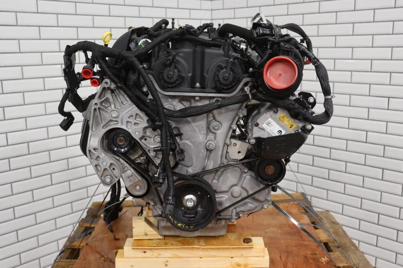 2021 Jeep WRANGLER gasoline, 2.0L, plug-in hybrid (VIN 6, 8th digit, PHEV) Used Engine
